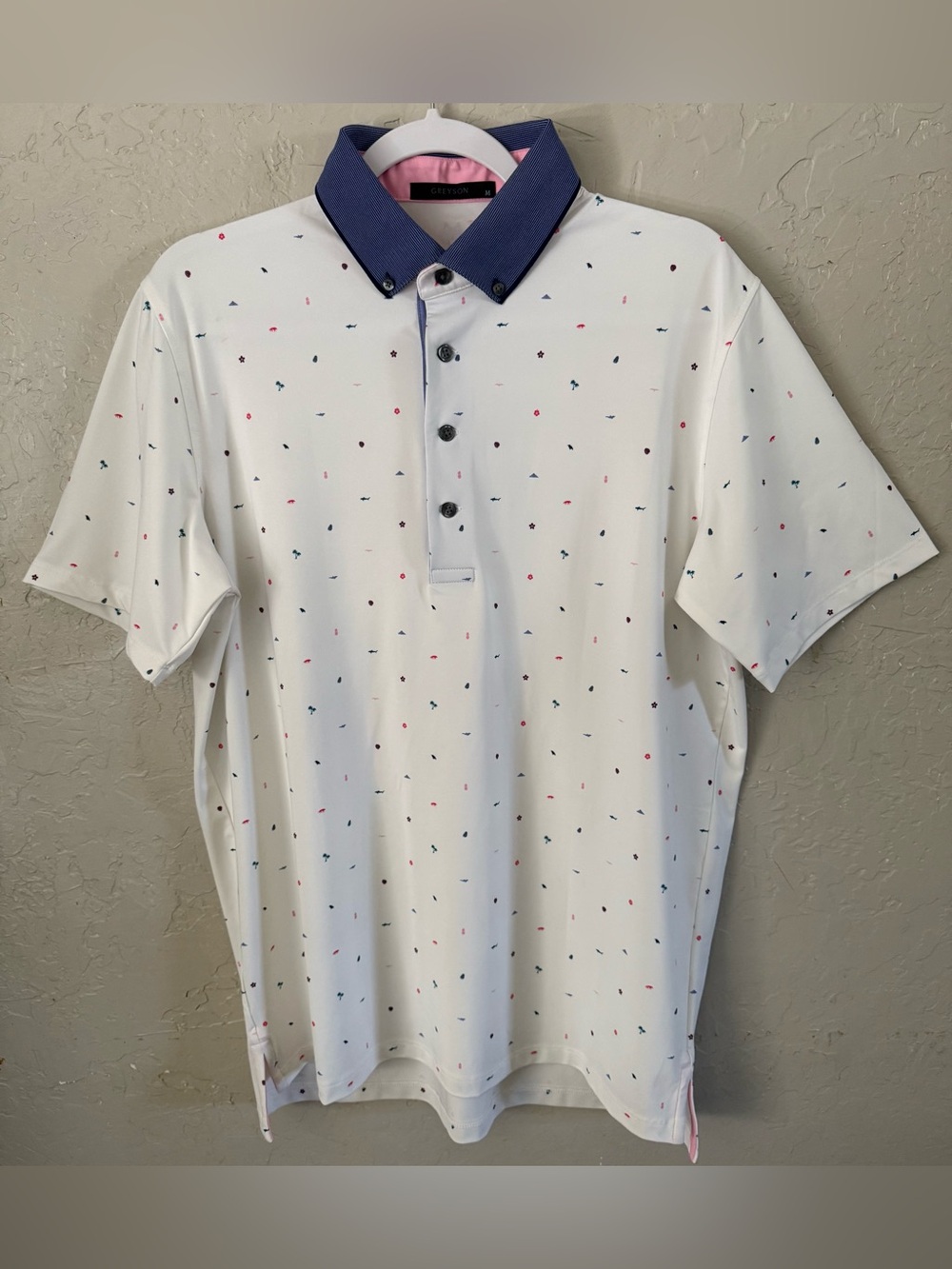 Greyson Golf Shirt Polo Spirit of Lanai Print Men’s Medium NWOT